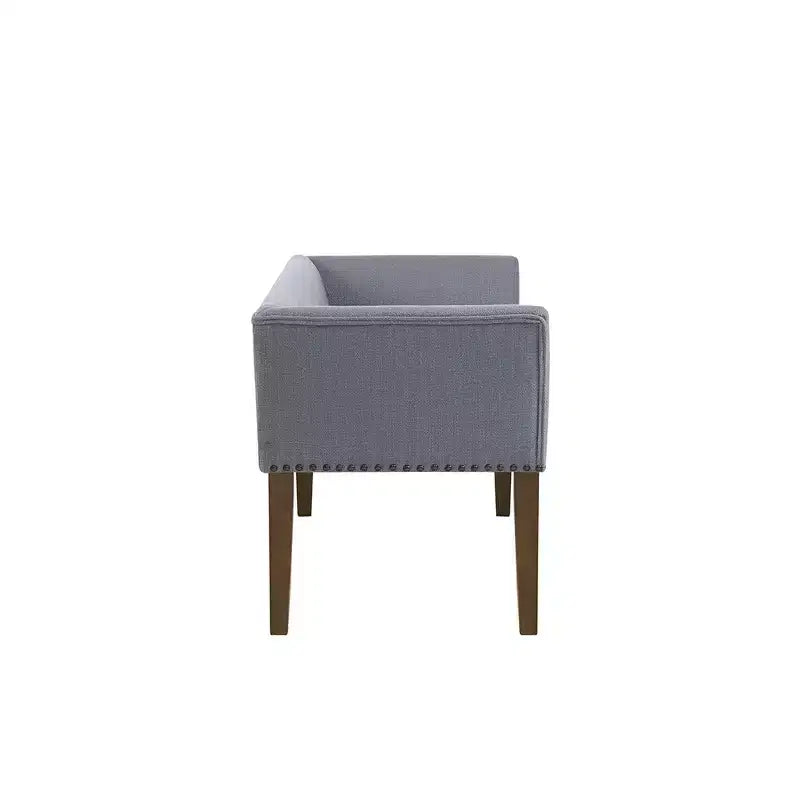 Banc en bois à piètement évasé et capitonné avec garniture cloutée 49,50