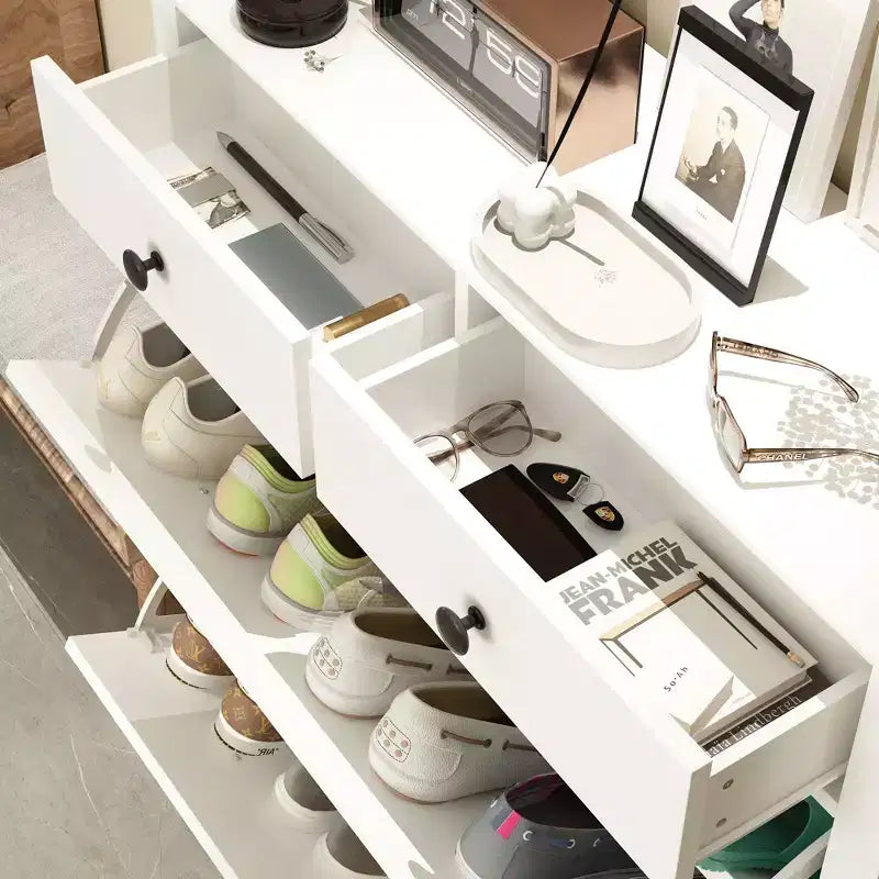 Meuble à chaussures basculant : élégant, spacieux et astucieux pour votre entrée