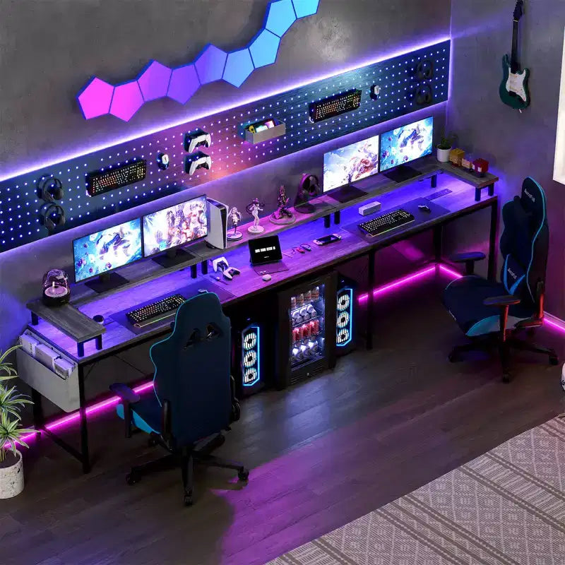 Bureau d'angle en U pour jeux vidéo avec prises électriques et lumières LED, support d'écran, grand bureau d'angle