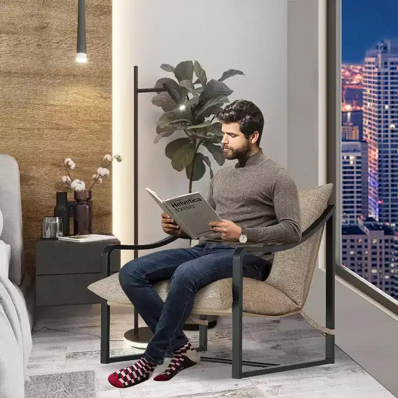 Fauteuil d'appoint moderne, chaise de lecture avec accoudoirs et cadre en métal, coussin en mousse souple, fauteuil rembourré en forme de hamac supportant jusqu'à 127 kg pour salon, chambre à coucher