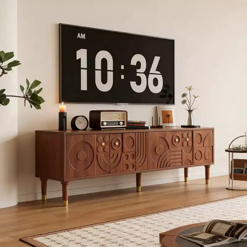 Meuble TV de style médiéval de 170 cm avec portes d'armoire sculptées, meuble de divertissement moderne pour téléviseurs de moins de 80 pouces