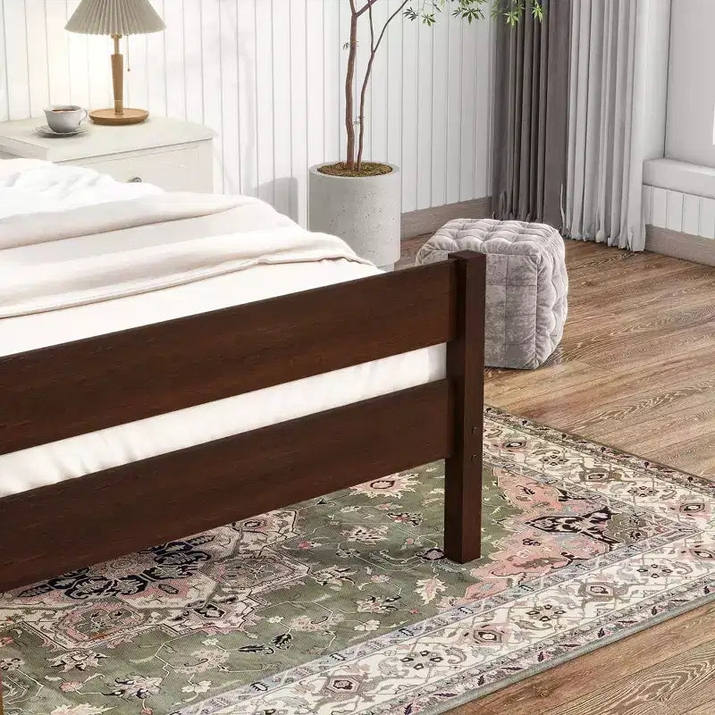 Cadre de lit plateforme double en bois d'hévéa avec tête et pied de lit, design compact